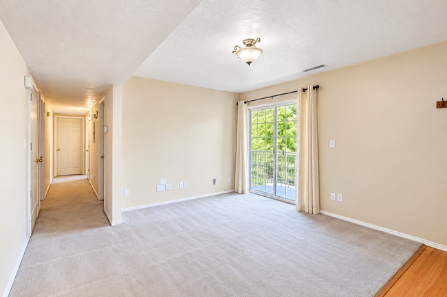 Photo - 1273 N 550 W Unit 9