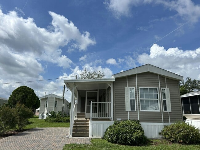 Building Photo - 6941 MacDonald Ct Rental