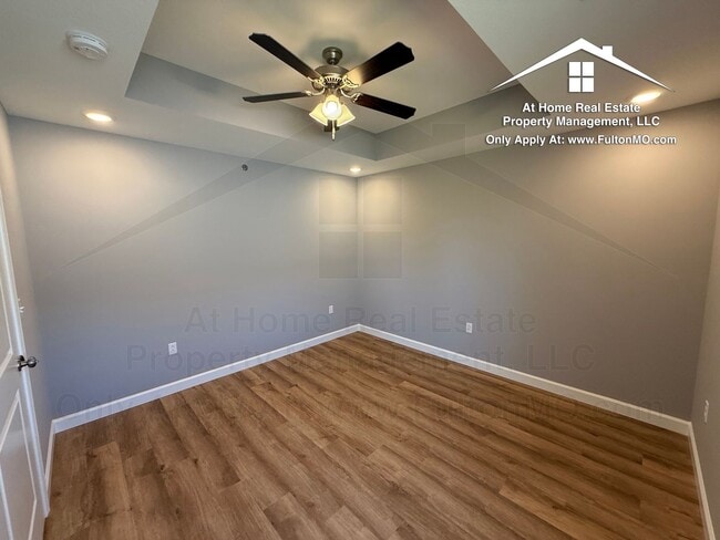 Photo - 2610 N Bluff St Unit 2610-201 North Bluff Street