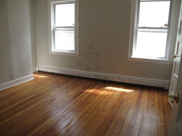 Photo - 211 Elm St Unit 1