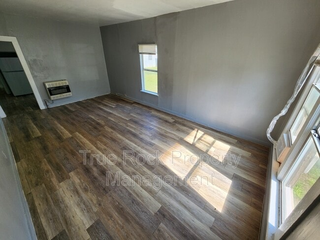 Photo - 227 N Hope Ave