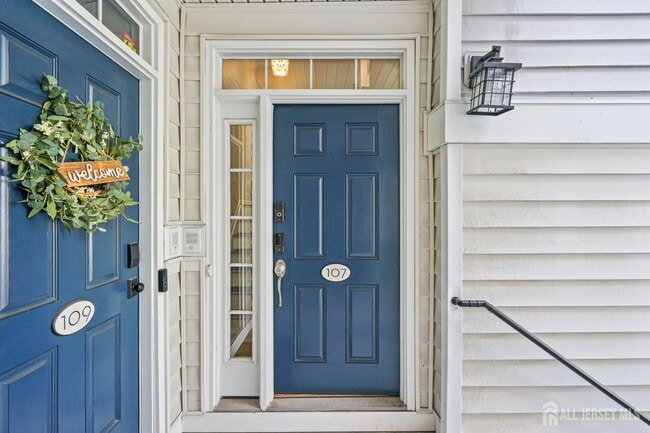 Photo - 107 Brittany Ct