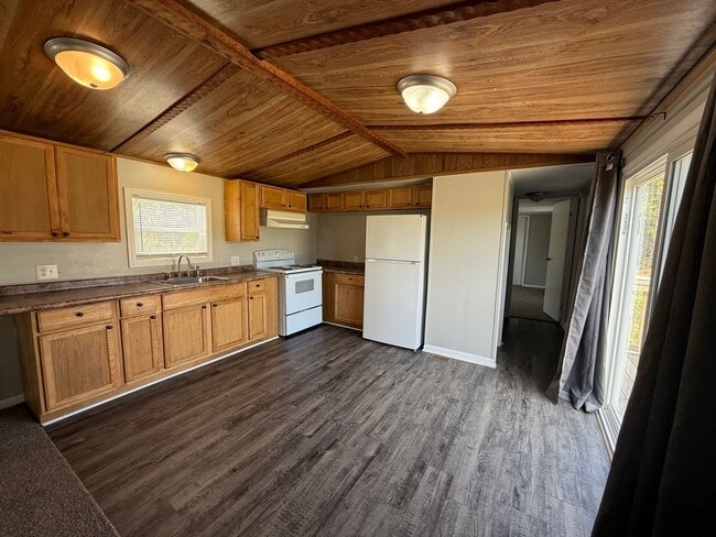 Photo - Nice 2 bedroom, 2 bath Mobile home