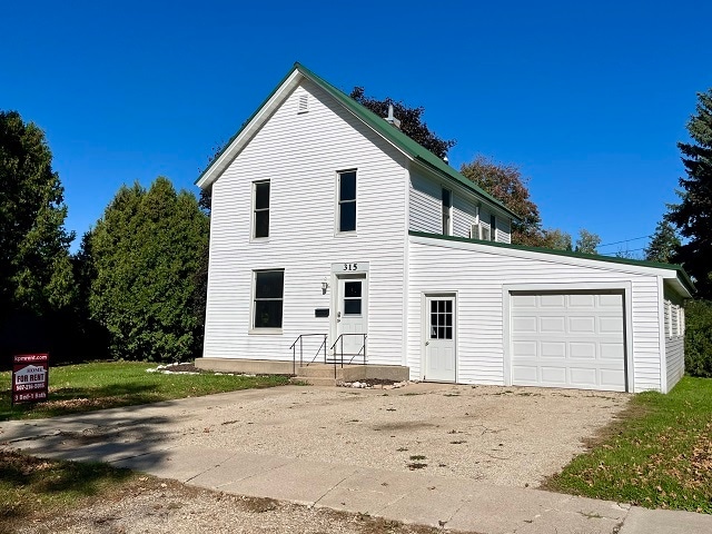 Photo - 315 Walnut St