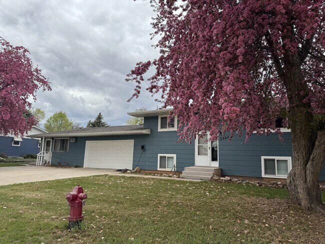 Photo - 3906 Jackson Blvd Unidad 1
