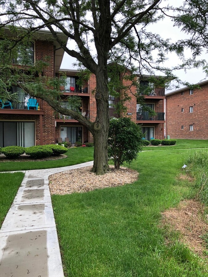 Photo - 15744 Lake Dr House