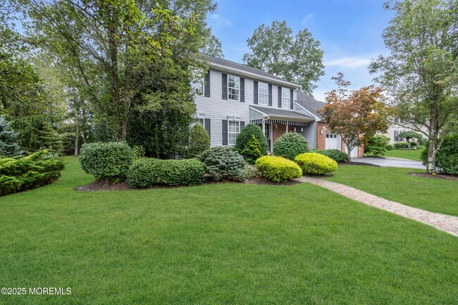41 Carrie Dr