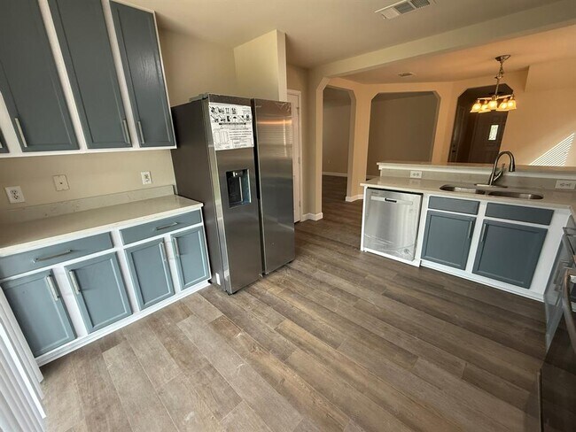 Photo - 1608 Anise Dr