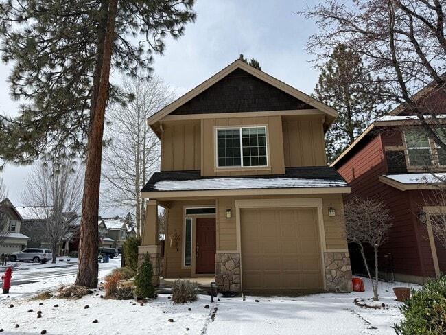 Photo - Beautifully Maintained 2 Bed/ 2.5 Bath - River Canyon Estates