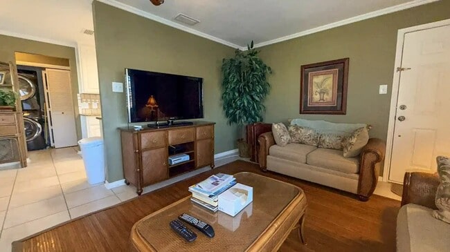 Photo - 15421 Seamount Cay Ct