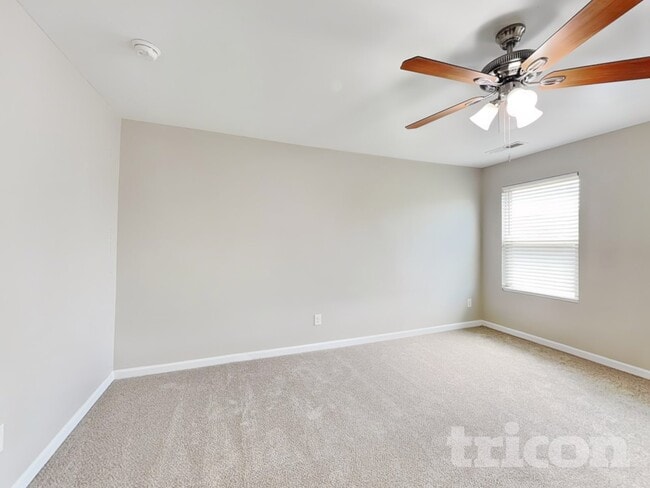 Photo - 646 Nonsuch Way