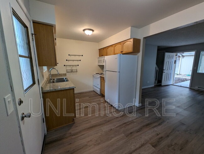 Photo - 319 N Park St Unit G