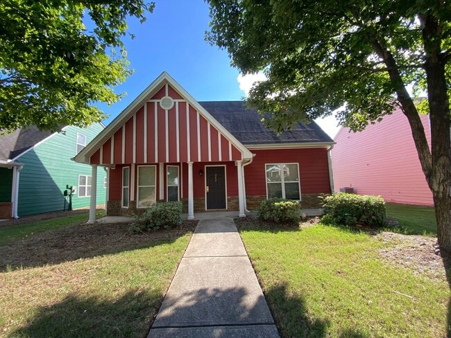 Building Photo - BRIDGEWATER HOME! PRE-LEASING FOR AUGUST 2...