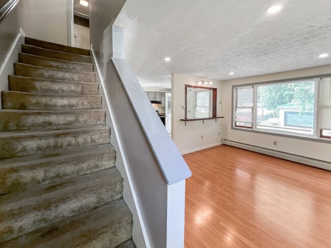 Photo - 2 + Bedroom, 3-level Townhouse on Amherst ...