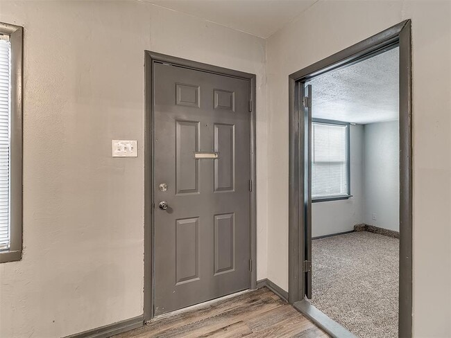 Photo - 4209 NE 19th St