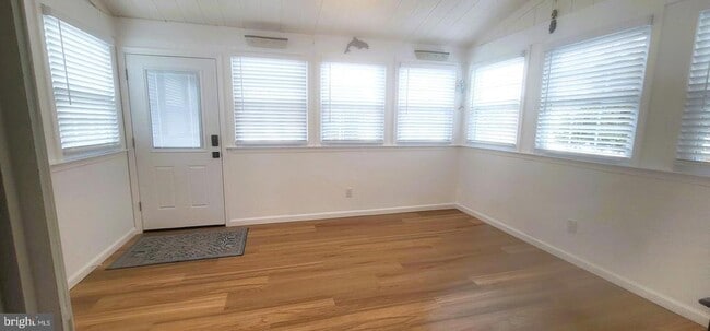 Photo - 38518 S Hampton Dr