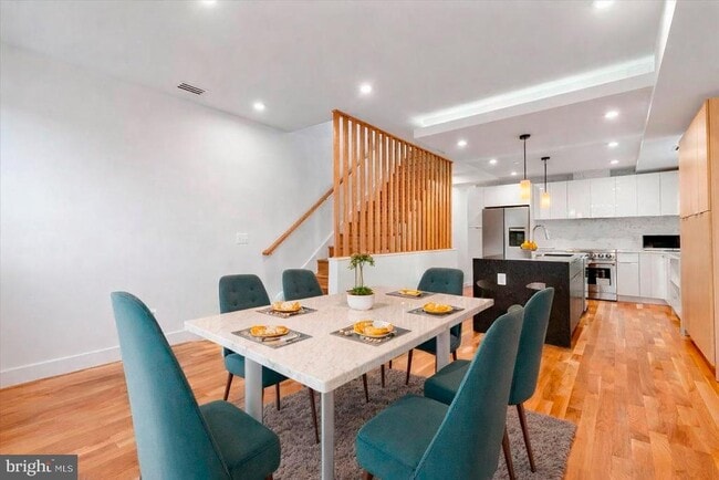 Photo - 3169 18th St NW