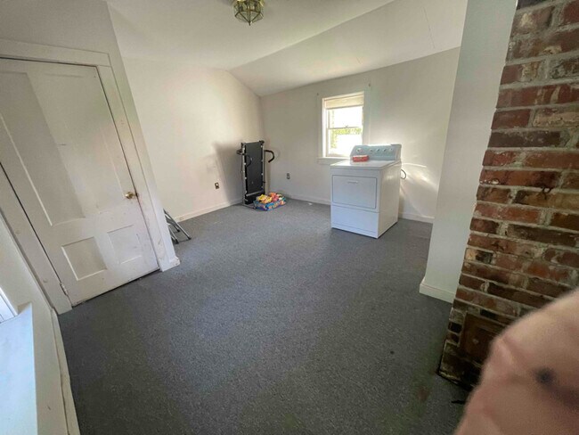 Photo - 57 Shaker Rd