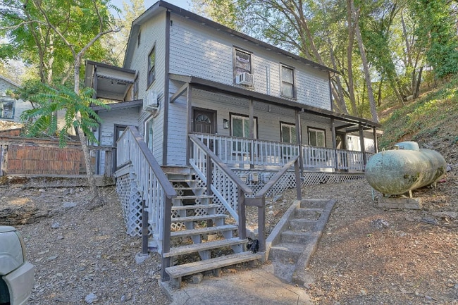 Photo - 3096 Goldner St Unidad 3
