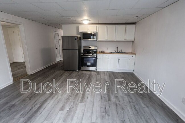 1409 Highland Ave
