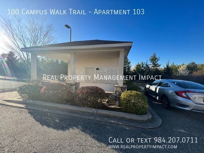 Photo - 100 Campus Walk Trl