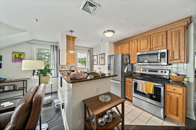 Photo - 24 Wall St Unit E