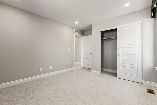 Photo - Beautiful Home in Commerce City!