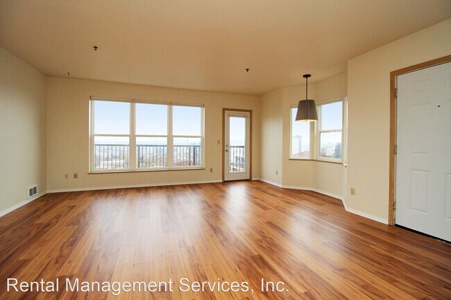 Photo - 2 br, 1.5 bath House - 405 NW Uptown Ter #3A