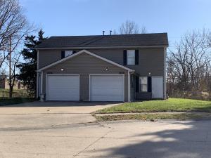 Building Photo - 2119 Live Oak Ln