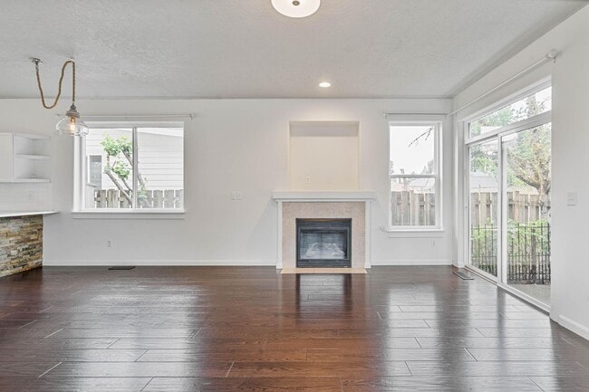 Photo - 10106 N Calhoun Ave
