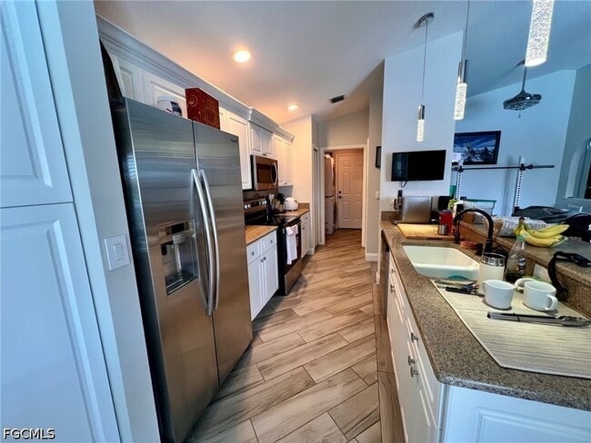 Building Photo - 8526 Manderston Ct