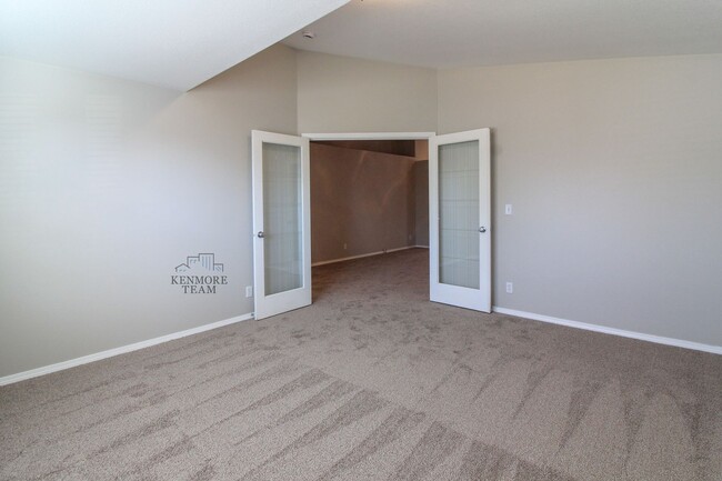 Photo - 4811 Cleveland Ln