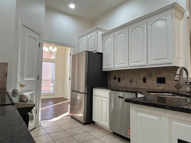 Photo - 700 Cornell St