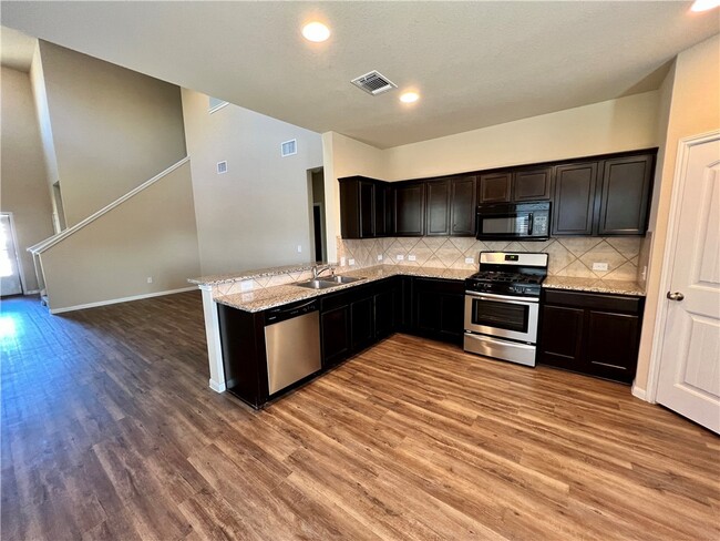 Photo - 14911 Hartsmith Dr Condo