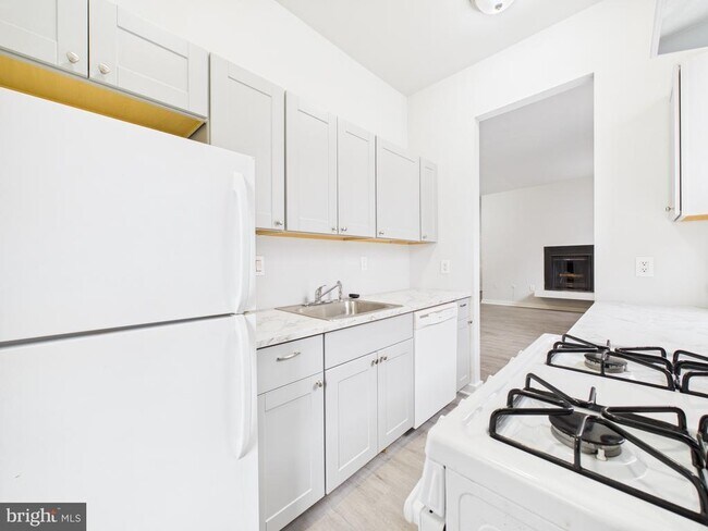 Photo - 517 S 5th St