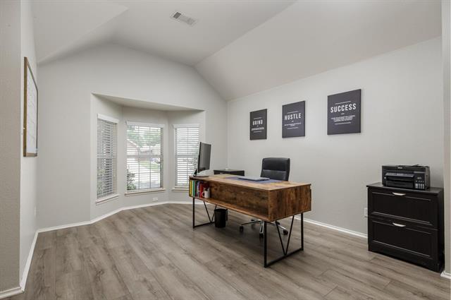 Photo - 3124 Nighthawk Ln