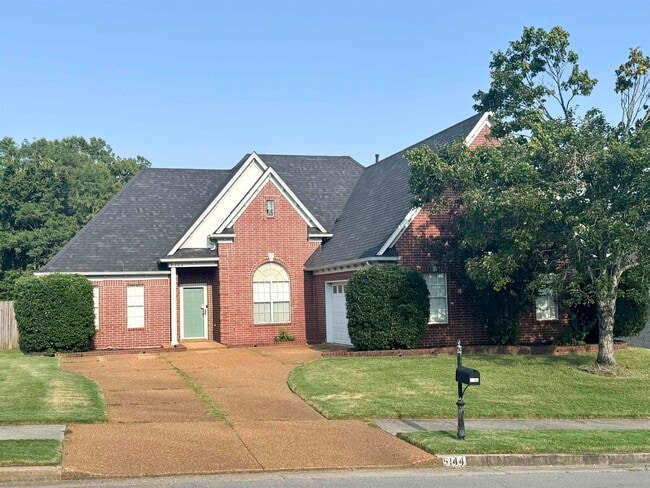 Building Photo - 5144 Jon Oak Dr