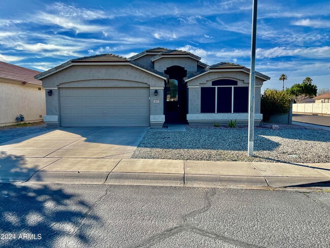 Building Photo - 6471 W Adobe Dr