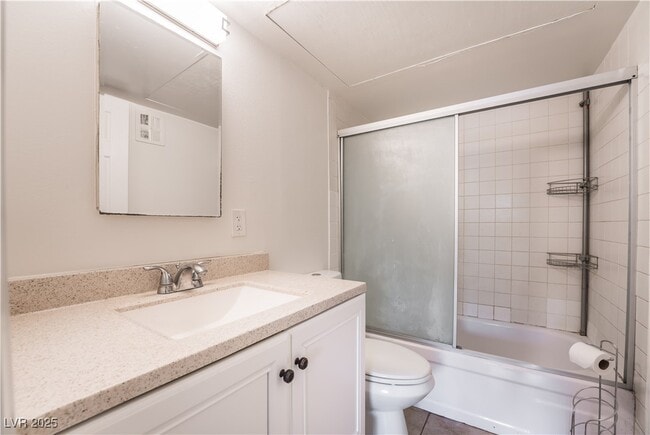 Building Photo - 585 S Royal Crest Cir Unit 16