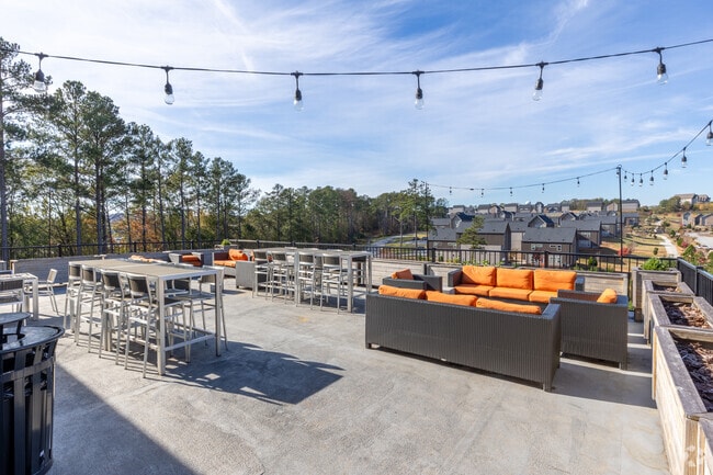 Buiding N Rooftop Patio