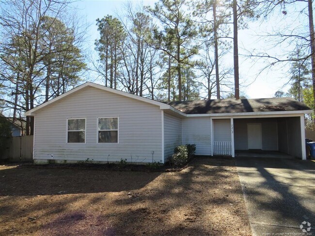 Building Photo - 7213 Reedy Creek Dr Rental