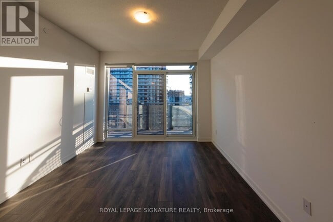 Photo - 2520 Eglinton Ave W Unit 1502