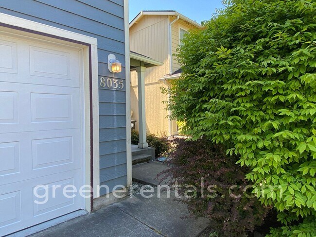 Photo - Coming Soon! 3BR 2.5BA Townhouse in Lancaster Neighborhood