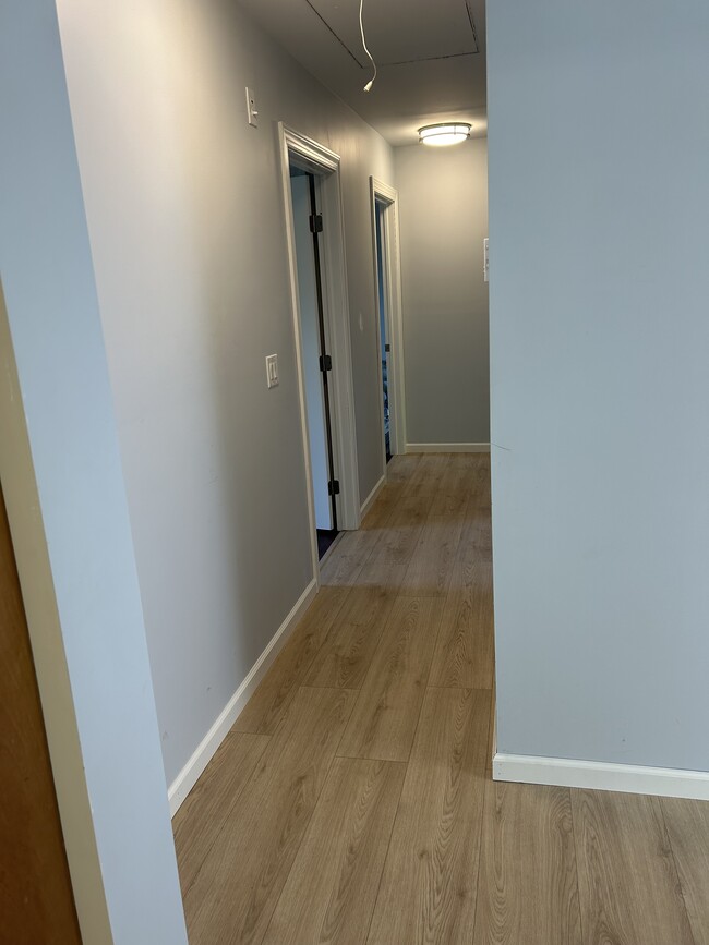 Photo - 207 Burton Street Ext Unidad 2nd floor