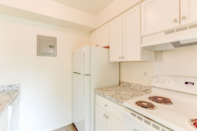 Creekside At Amherst Apartments