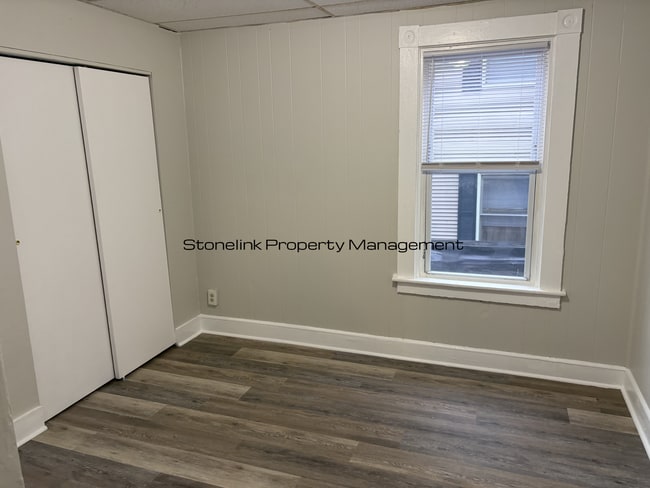 Photo - 113-115 Elm Street Unidad 1st Floor