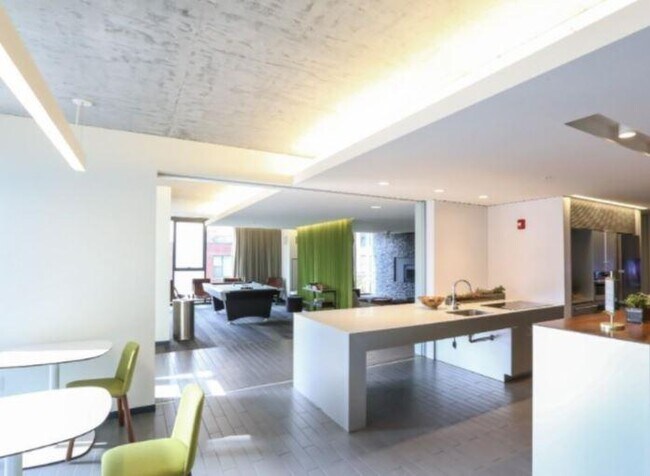 Photo - 1 bedroom in Chicago IL 60616 Unidad 1108