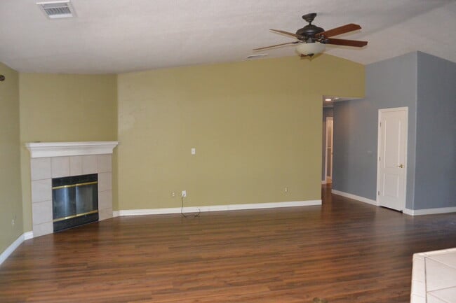 Photo - WONDERFUL SOUTHEAST LOCATION Casa