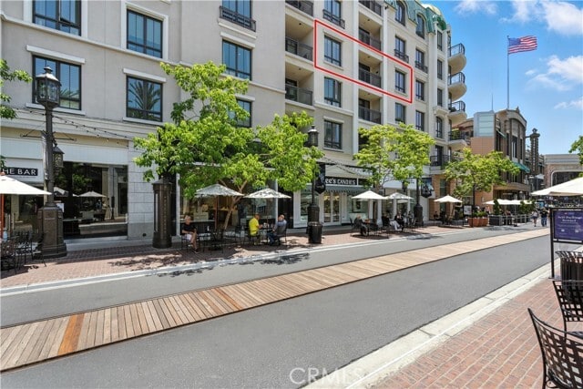 403 Caruso Ave