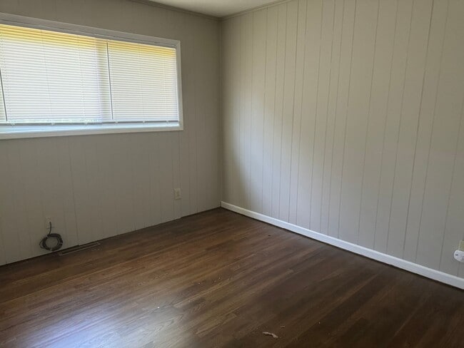 Photo - Updated 3 Bedroom 1 Bath Single Family Hom...